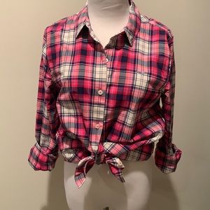 Vineyard vines button down shirt